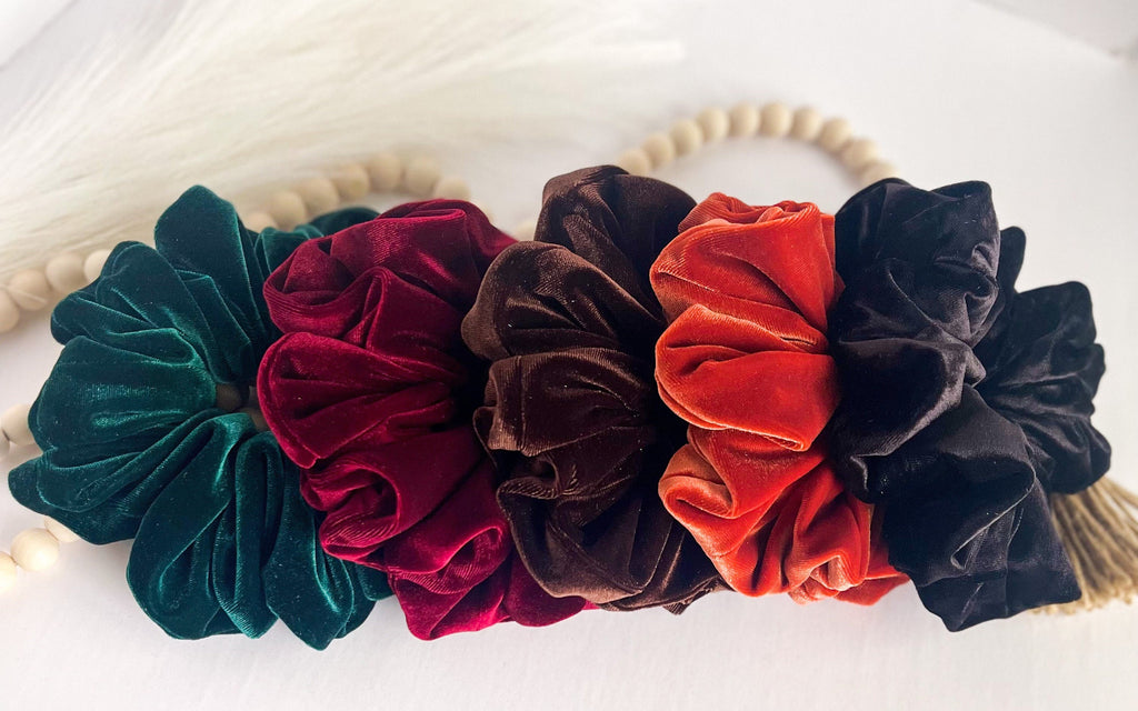 Oversized Velvet Scrunchie – Soft Luxury Hair Tie & Wrist Accessory